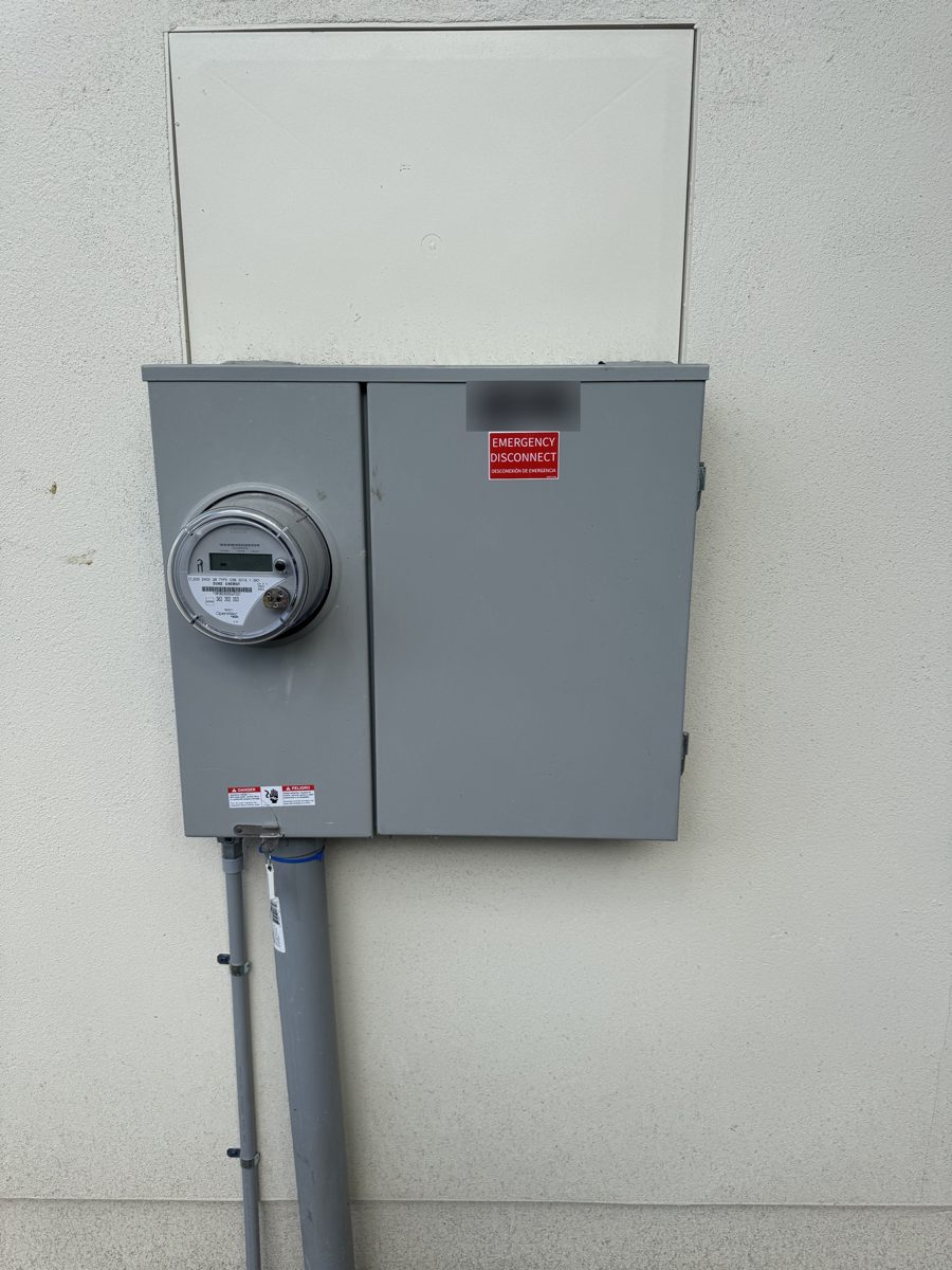 Meter and emergency disconnect by Robinson E Electric